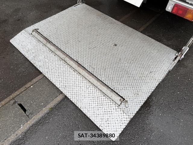 Toyota DYNA TRUCK 2018-06 8658864-5