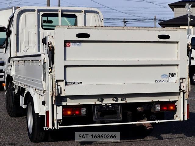 Toyota DYNA TRUCK 2017-10 8658865-1