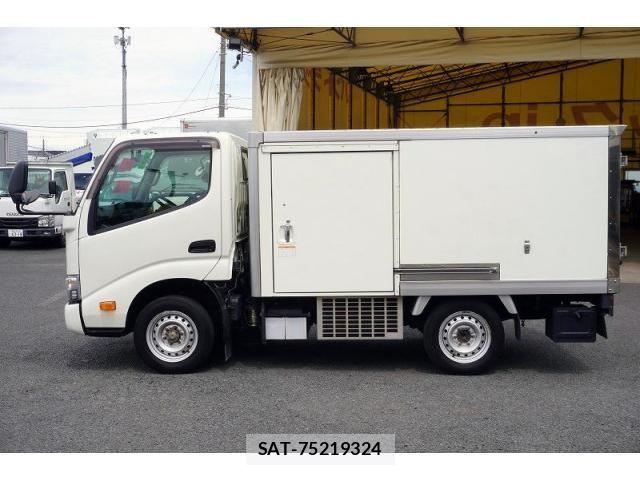 Toyota DYNA TRUCK 2021-07 8658854-2