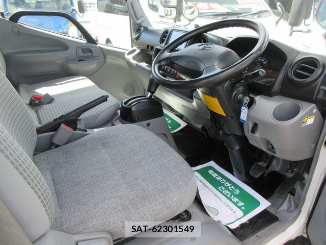 Toyota DYNA TRUCK 2019-07 8741804-10