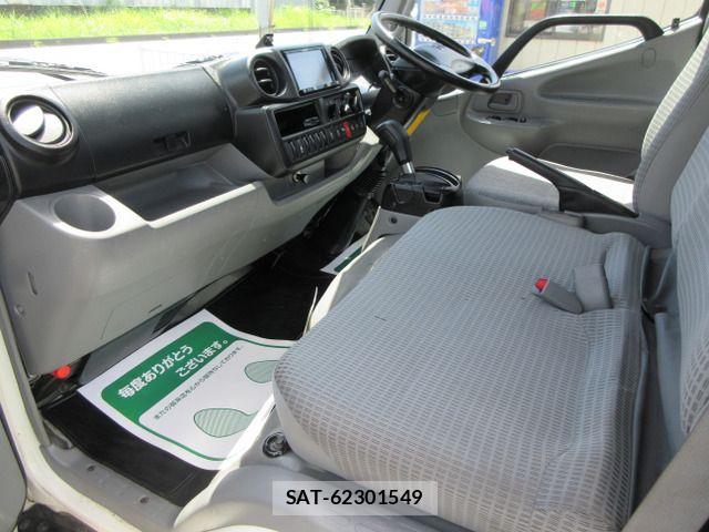 Toyota DYNA TRUCK 2019-07 8741804-11