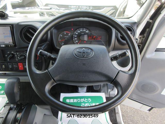 Toyota DYNA TRUCK 2019-07 8741804-12
