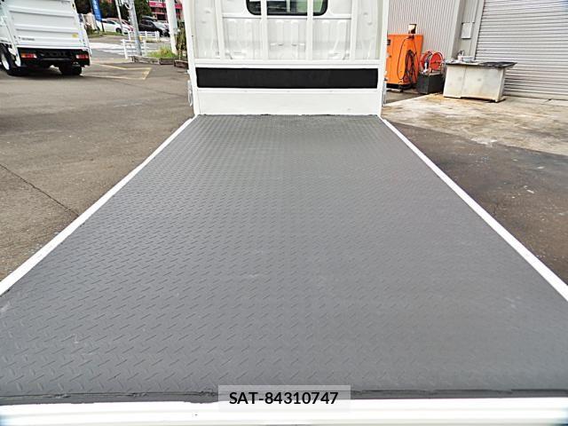 Toyota DYNA TRUCK 2019-08 8741803-13