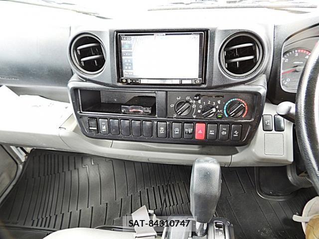 Toyota DYNA TRUCK 2019-08 8741803-16
