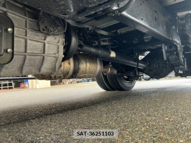 Toyota DYNA TRUCK 2015-07 8780046-12