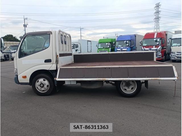 Toyota DYNA TRUCK 2021-08 8795834-7