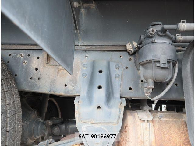 Toyota DYNA TRUCK 2013-02 8795837-18