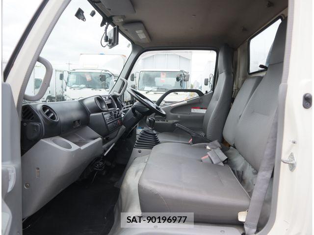 Toyota DYNA TRUCK 2013-02 8795837-26