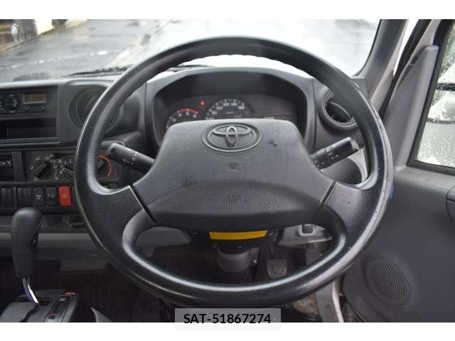 Toyota DYNA TRUCK 2018-06 8828825-1