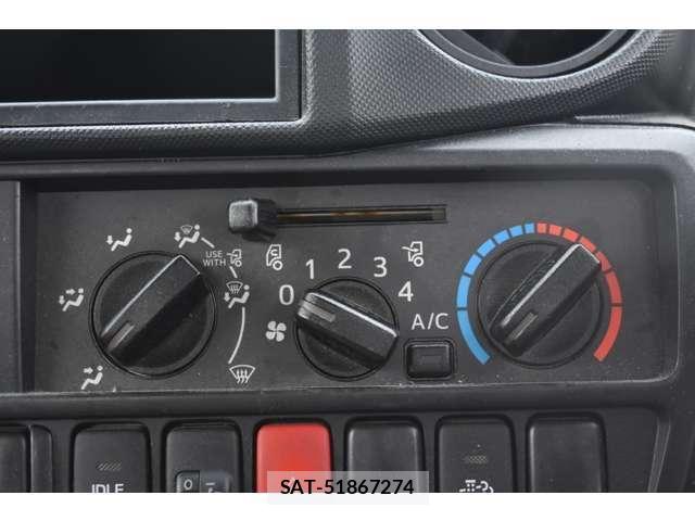 Toyota DYNA TRUCK 2018-06 8828825-22