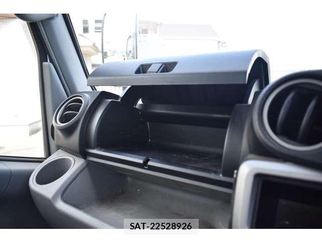 Toyota DYNA TRUCK 2022-08 8828826-27