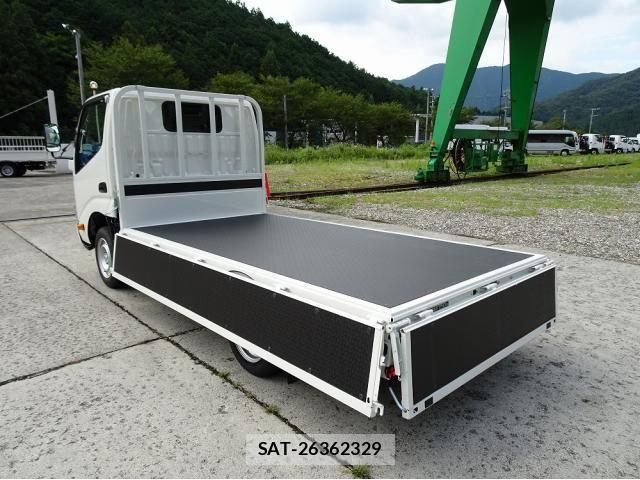 Toyota DYNA TRUCK 2026-01 8828821-23