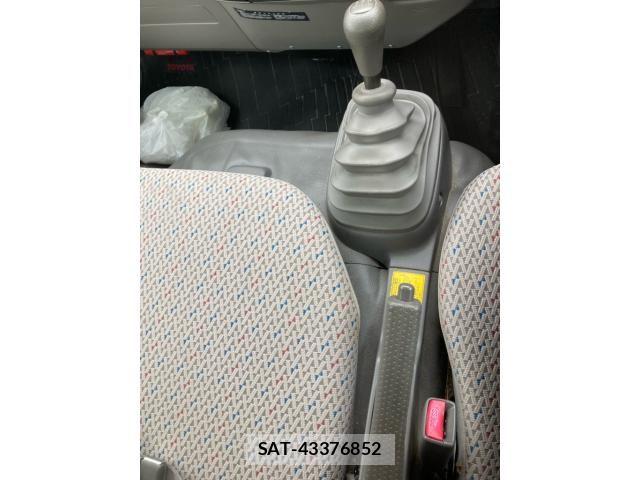 Toyota DYNA TRUCK 2005-01 8828828-11