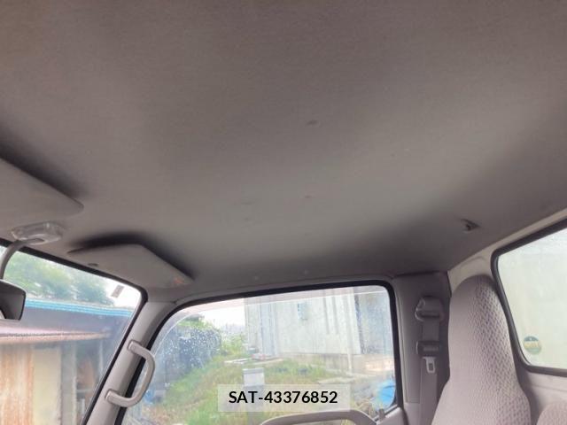 Toyota DYNA TRUCK 2005-01 8828828-6