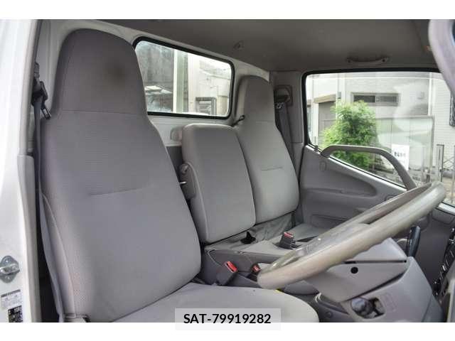 Toyota DYNA TRUCK 2012-09 8828827-11