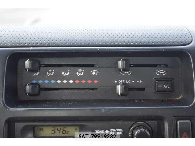 Toyota DYNA TRUCK 2012-09 8828827-18