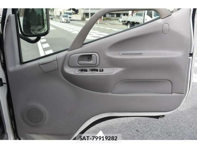 Toyota DYNA TRUCK 2012-09 8828827-7