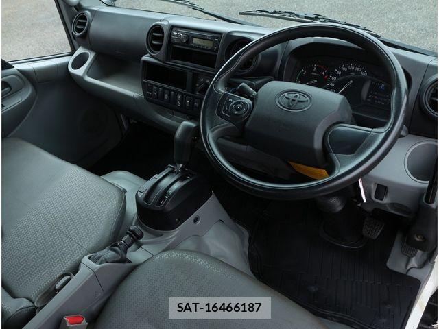 Toyota DYNA TRUCK 2020-06 8828822-1