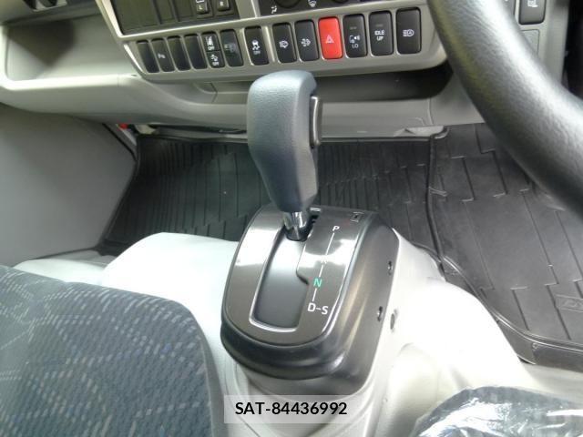 Toyota DYNA TRUCK 2026-05 8848811-24