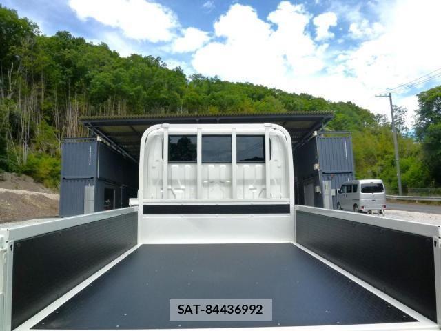 Toyota DYNA TRUCK 2026-05 8848811-8