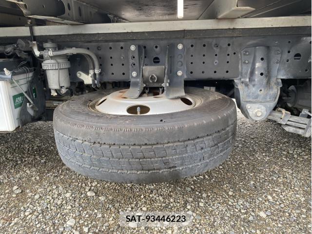 Toyota DYNA TRUCK 2020-11 8848815-11