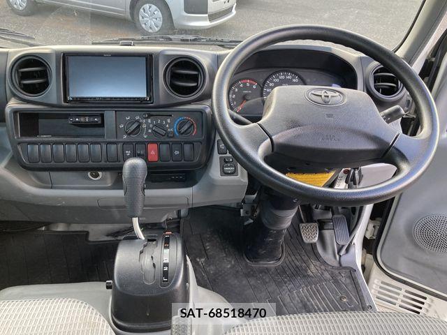 Toyota DYNA TRUCK 2021-07 8879577-6