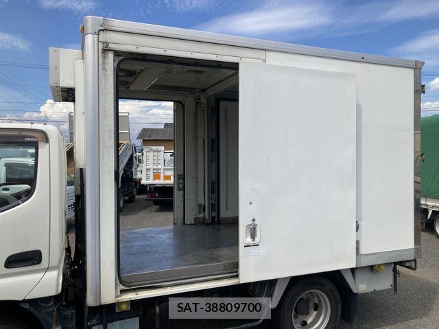 Toyota DYNA TRUCK 2011-01 8879576-11