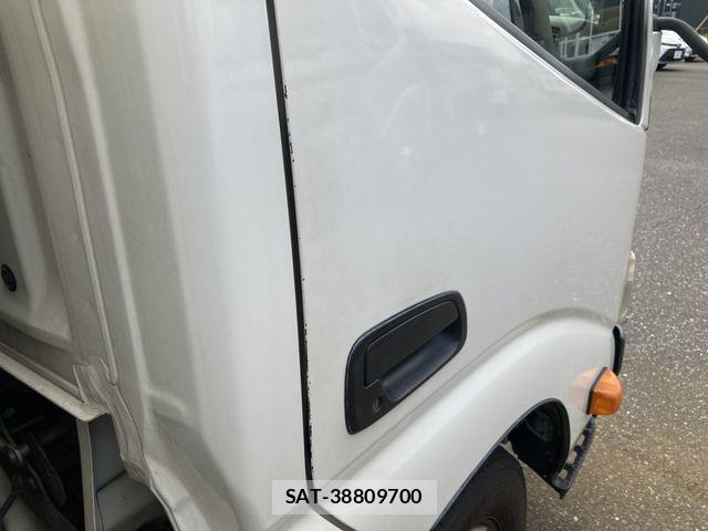 Toyota DYNA TRUCK 2011-01 8879576-15