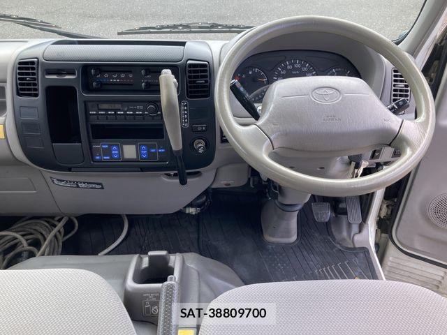 Toyota DYNA TRUCK 2011-01 8879576-4
