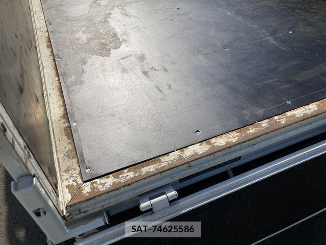 Toyota DYNA TRUCK 2017-07 8879573-10