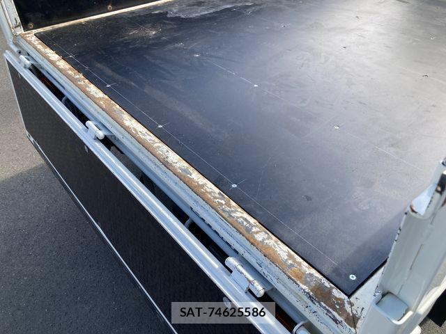 Toyota DYNA TRUCK 2017-07 8879573-11