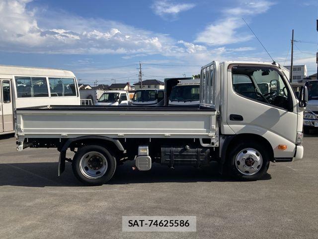 Toyota DYNA TRUCK 2017-07 8879573-23