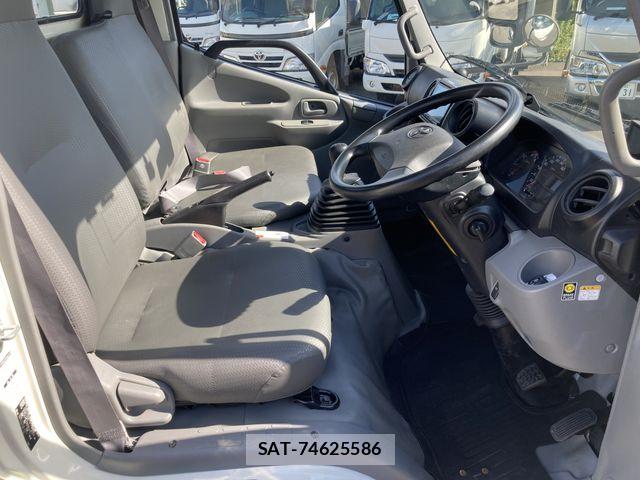 Toyota DYNA TRUCK 2017-07 8879573-4