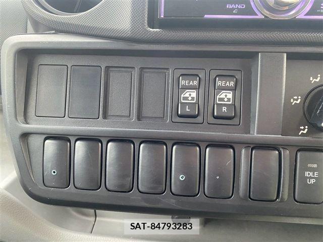 Toyota DYNA TRUCK 2019-05 8883547-26