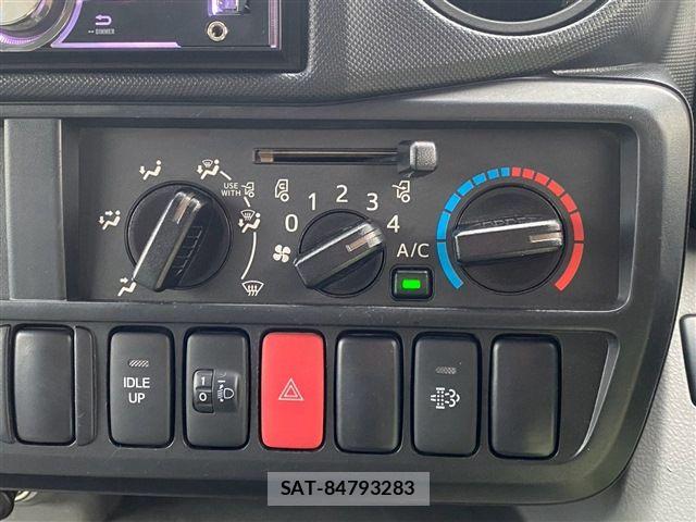 Toyota DYNA TRUCK 2019-05 8883547-27