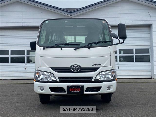Toyota DYNA TRUCK 2019-05 8883547-2