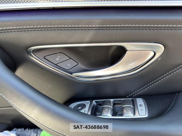Mercedes Benz E-CLASS 2019-07 8301565-24