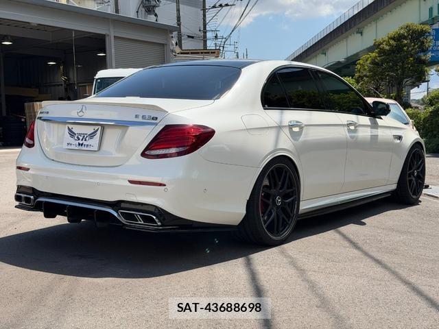 Mercedes Benz E-CLASS 2019-07 8301565-2