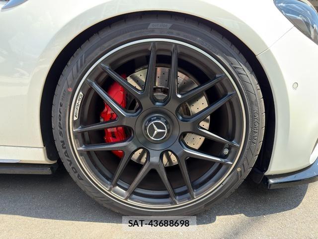 Mercedes Benz E-CLASS 2019-07 8301565-30