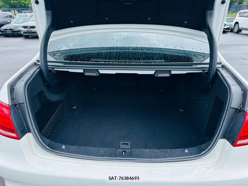 Mercedes Benz E-CLASS 2015-09 7228223-23