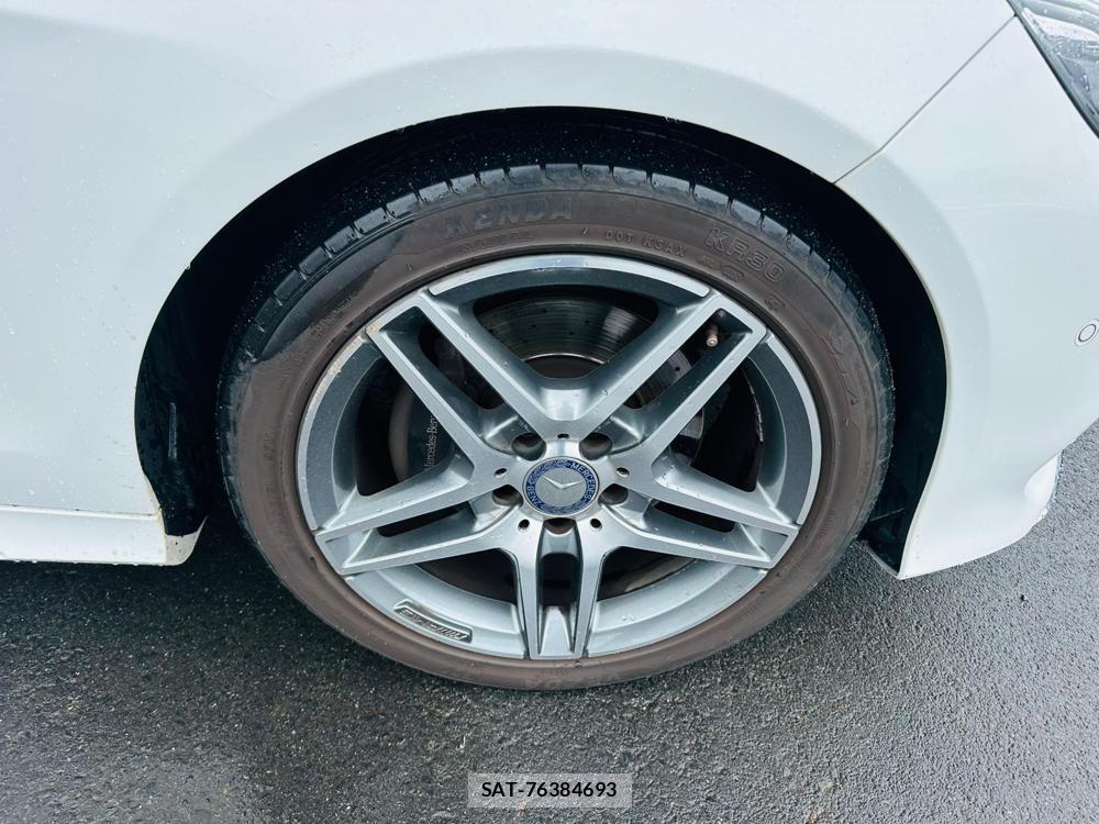 Mercedes Benz E-CLASS 2015-09 7228223-26
