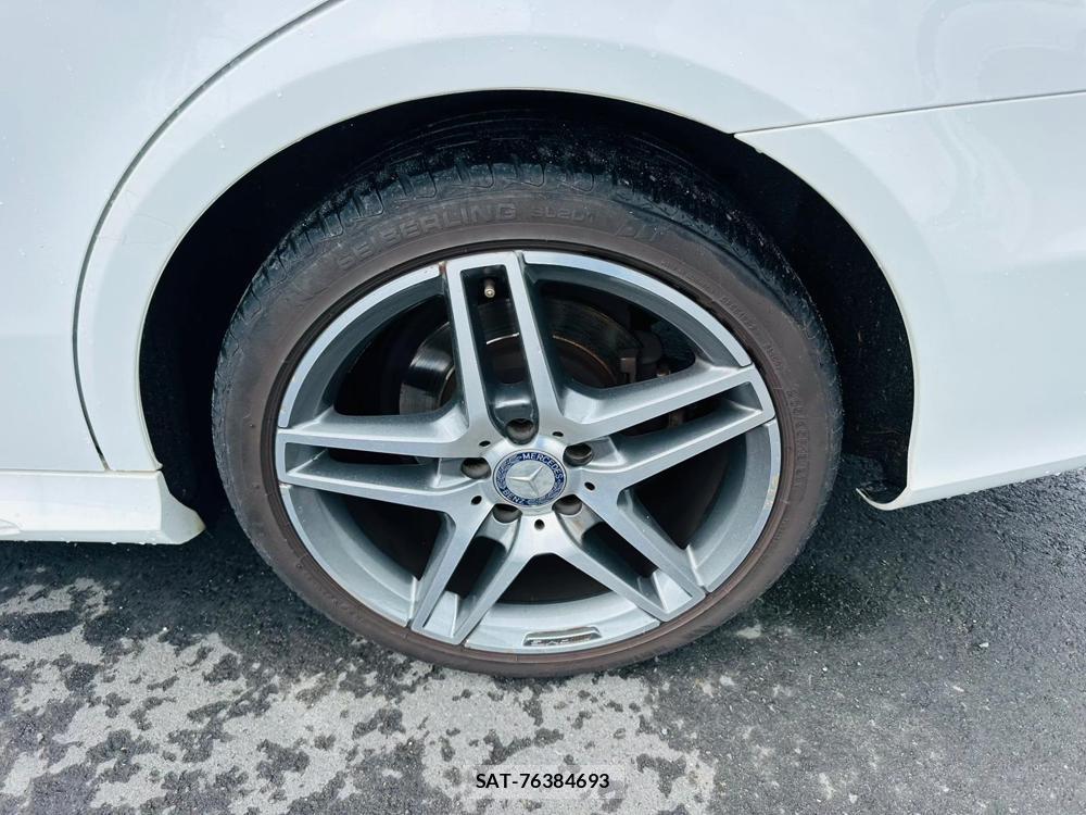 Mercedes Benz E-CLASS 2015-09 7228223-28
