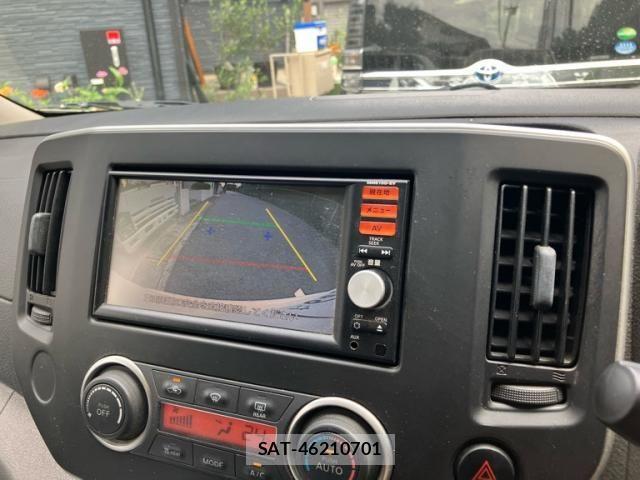 Nissan E-NV200 VAN 2015-11 8073671-11