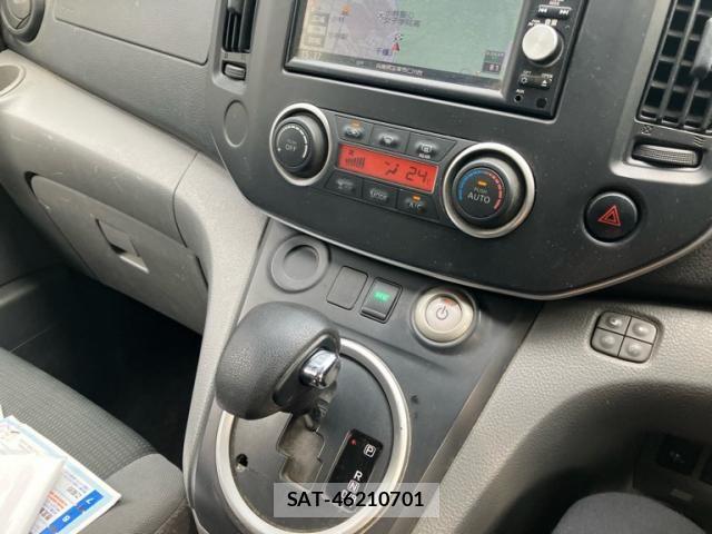 Nissan E-NV200 VAN 2015-11 8073671-12