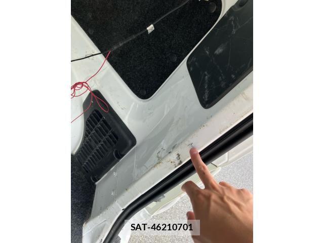 Nissan E-NV200 VAN 2015-11 8073671-17