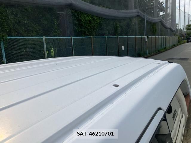 Nissan E-NV200 VAN 2015-11 8073671-21