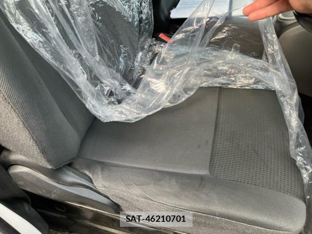 Nissan E-NV200 VAN 2015-11 8073671-6