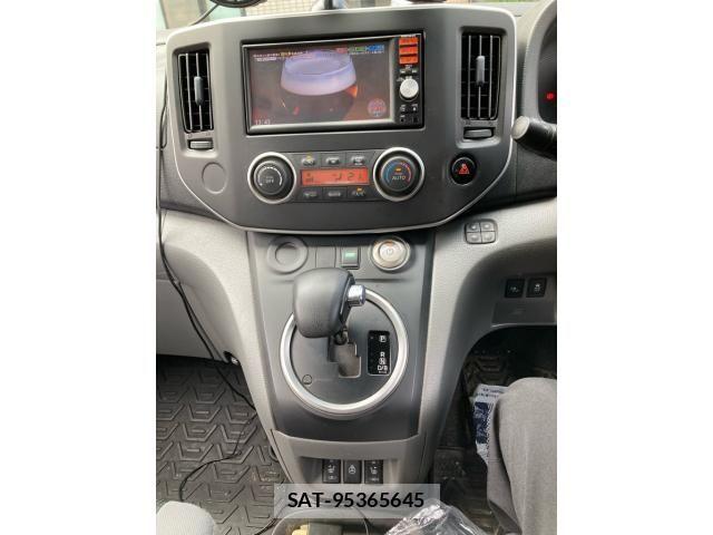Nissan E-NV200 VAN 2015-12 8883587-20