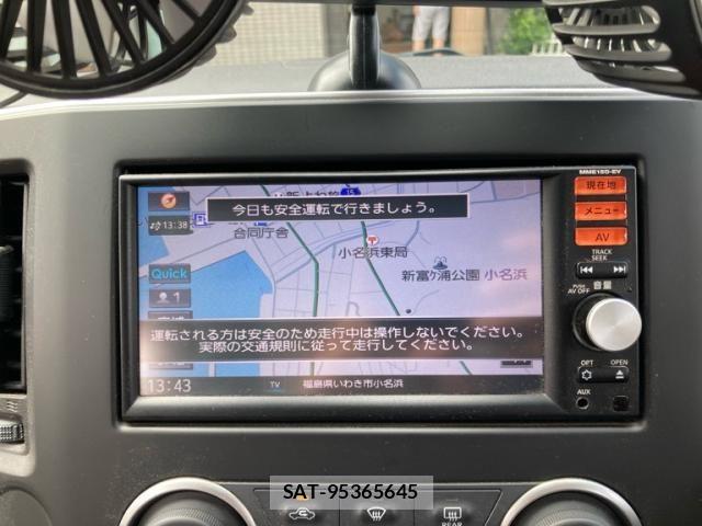 Nissan E-NV200 VAN 2015-12 8883587-22