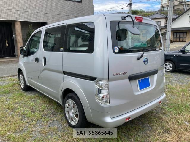 Nissan E-NV200 VAN 2015-12 8883587-3